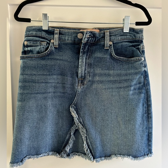 7 FOR ALL MANKIND Luxe Vintage Denim Mini Skirt SIZE 28 - Picture 1 of 5